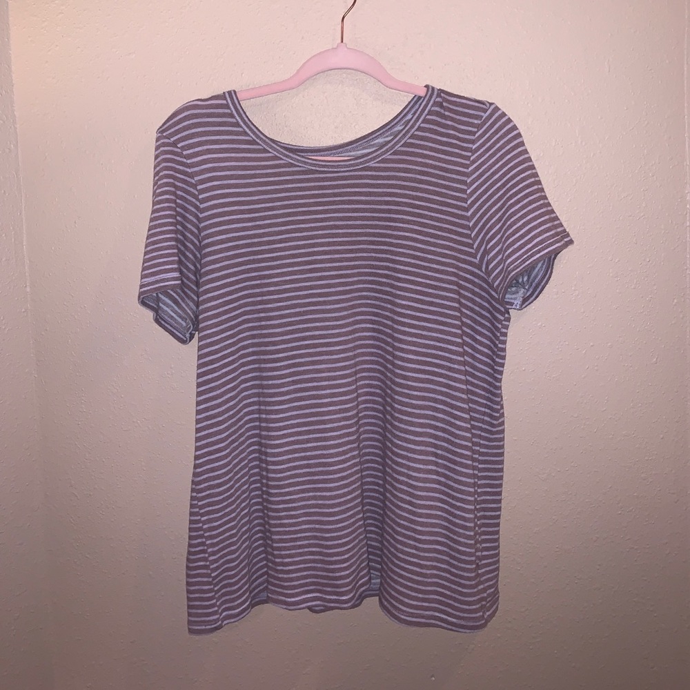 American Eagle tee